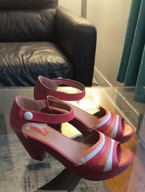 Miz Mooz Cherry Red Multi-Stripe Platform Sandals Size 9